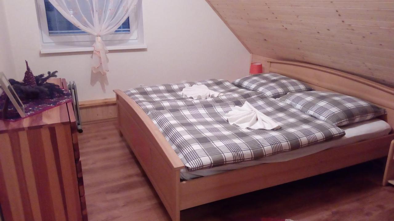 Apartman Lucky 5 Izbovy Rodinny Dom Εξωτερικό φωτογραφία